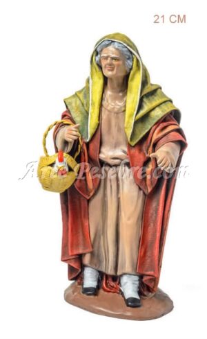 Vieja con cesta con pollo