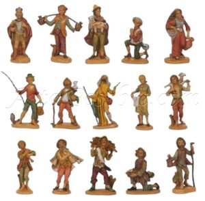 Lote de 15 fig. surtidas en aspecto madera