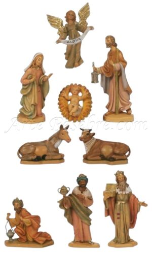 Nacimiento de 9 pzas. en aspecto madera