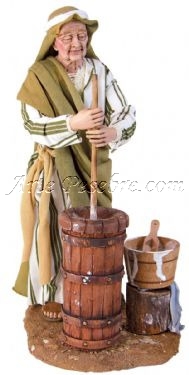 Pastora haciendo manteca