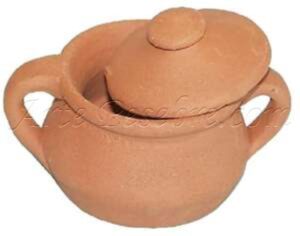 Olla de barro con tapa