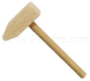 Martillo en madera natural