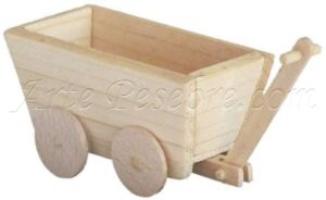 Carro en madera natural